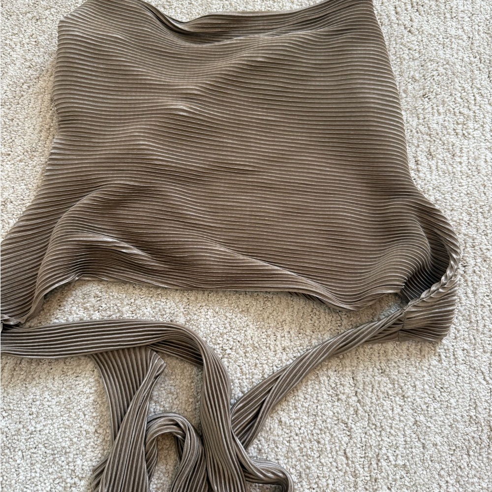Women’s Lelis Shimmer Pleated Front Tie‎ tube top size medium - Picture 6 of 9